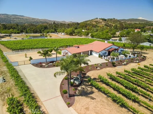 38155 Avenida La Cresta, Murrieta, CA 92562