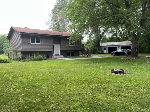2203 100th St, Somerset, WI 54025