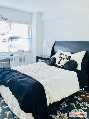 Rented by Cayenne Realty Group | media 12