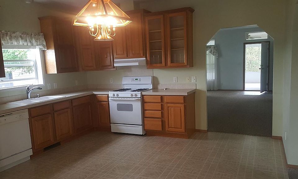 2nd image of 4772 Ravine Dr