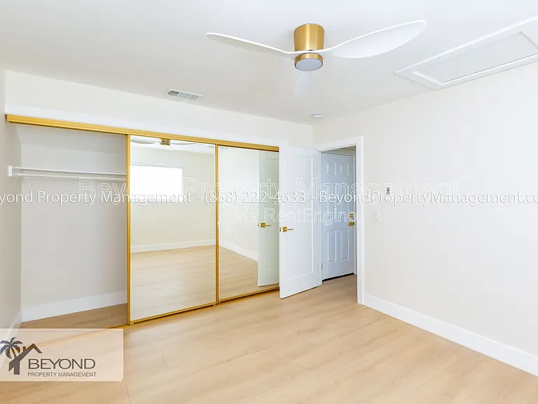 8987 Jade Coast Ln — Photo 12