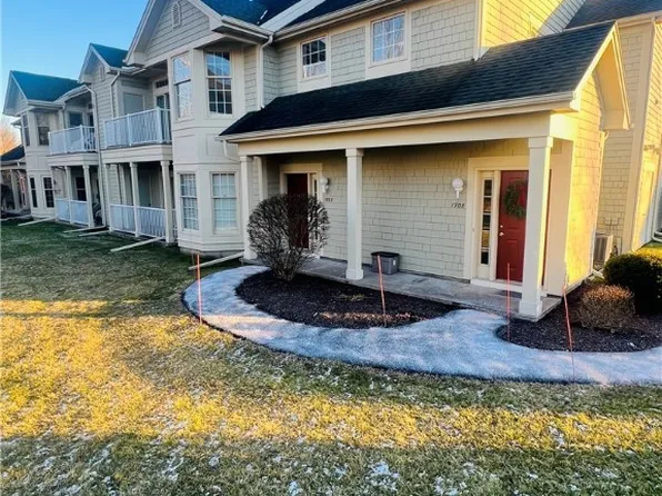 1708 Greymoor Way, Baldwinsville, NY 13027