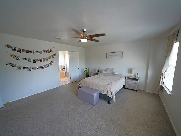 740 Fountain Gate — Photo 34