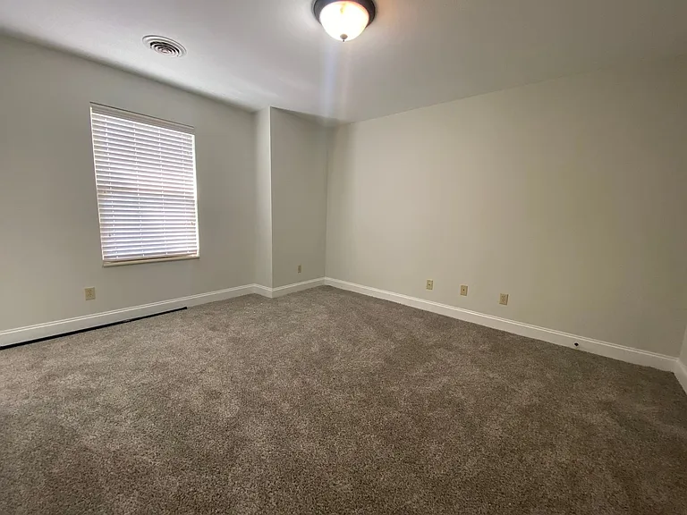 4812 Fountain View Way — Photo 14