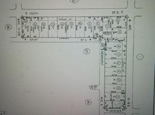 E 171st, Lancaster, CA 93535