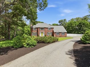 39 Smithshire Ests, Andover, MA 01810