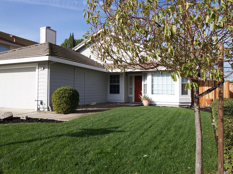 1st image of 245 Pacheco Dr