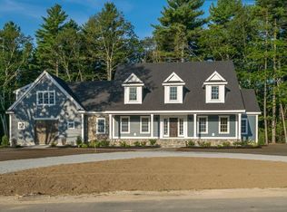 136 Washington St, Boxford, MA 01921