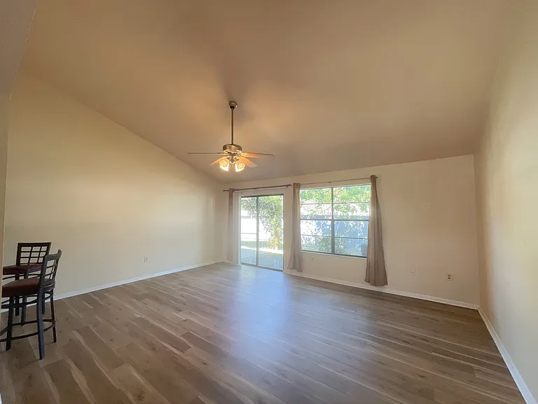 4345 SW 20th Ln — Photo 20