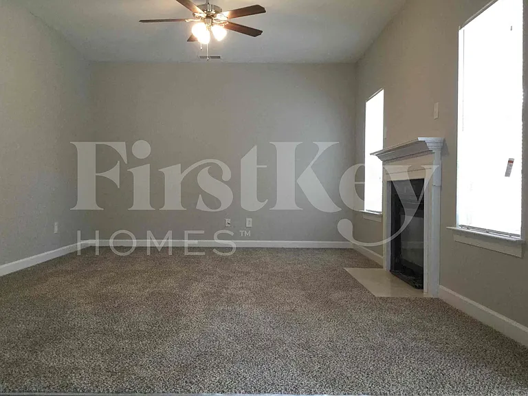 2845 Island Point Dr NW — Photo 9