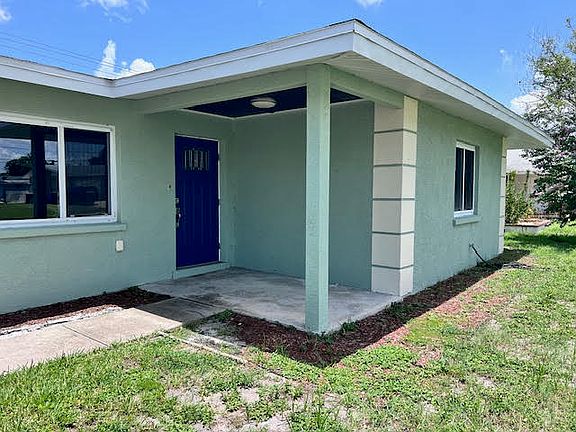 2nd image of 3314 Oxford Dr W