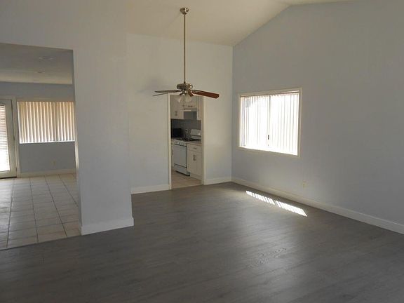 2nd image of 3133 Floral Vista Ave
