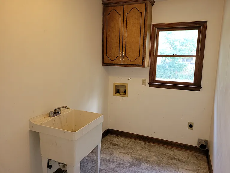 4009 Omer Ln — Photo 25