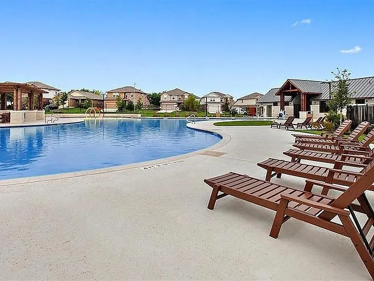 4609 Quarrybank Dr — Photo 16