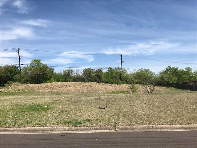 1st image of 6504 Basswood Dr