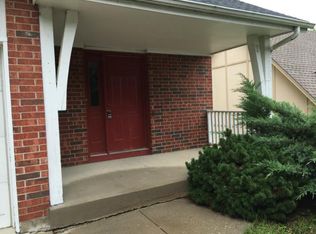 15900 E 20th St S, Independence, MO 64050