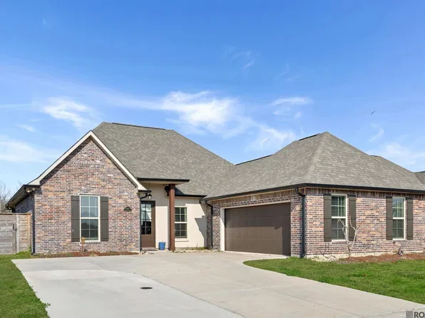 7187 Panama Canal Dr, Gonzales, LA 70737