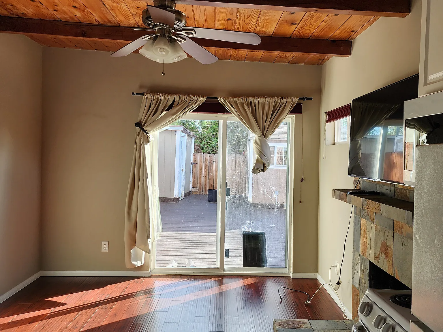3616 College Ave — Photo 3