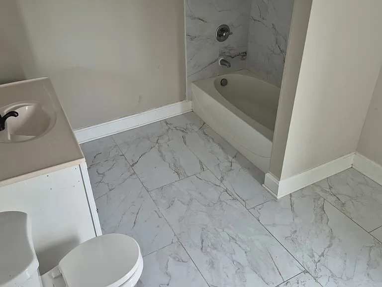 475 2nd St — Photo 3