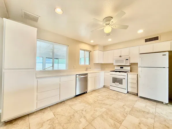 7842 W Colter St, Glendale, AZ 85303