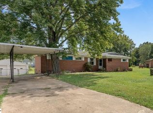 103 Roebuck Dr, Simpsonville, SC 29681