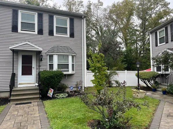 642 Canterbury St #642, Boston, MA 02131