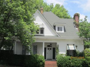 212 E Main St, Floyd, VA 24091