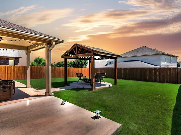 5608 Rock Valley Dr, Fort Worth, TX 76244