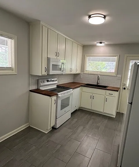 2309 Bryant Dr — Photo 4