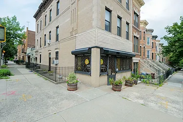 255 Windsor Place in Windsor Terrace