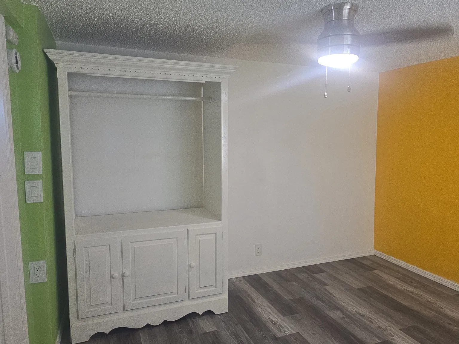 3 bed, 1200 sqft, $1,650 — Photo 4