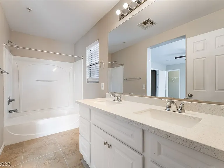 647 Moonlight Stroll St — Photo 13