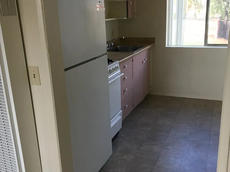 146 Euclid Ave — Photo 3