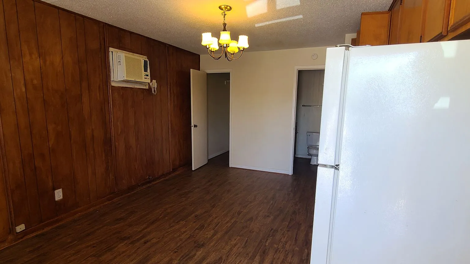 Efficiency Apartment in Huntsville — Photo 2