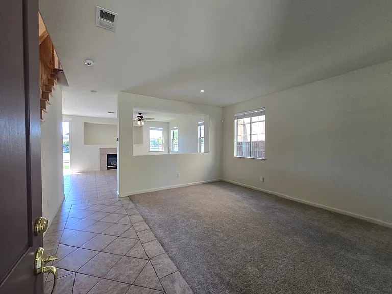 5130 Lakeshore Dr — Photo 45