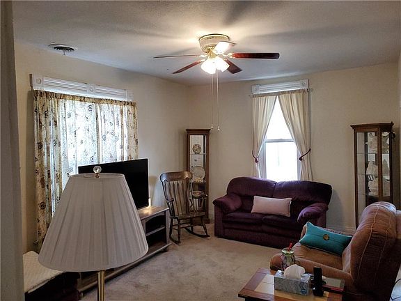 4th image of 110 Osage St