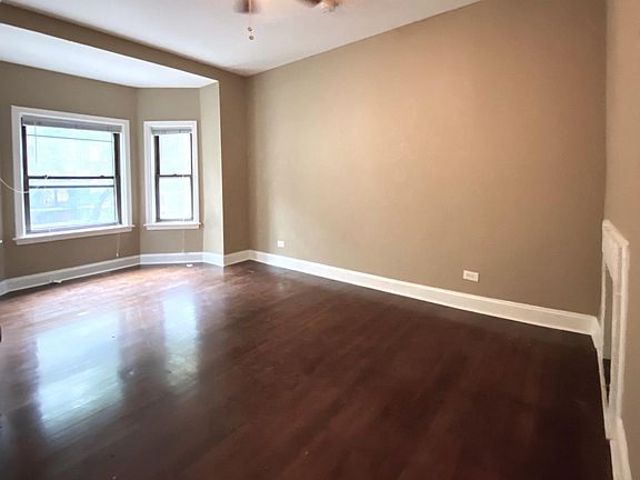 5th image of 1509 N Sedgwick St #2SW