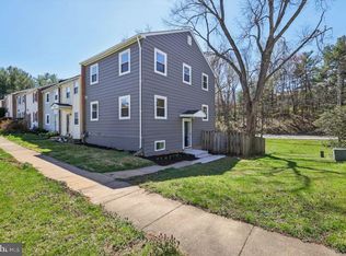 9662 Westport Ln, Burke, VA 22015