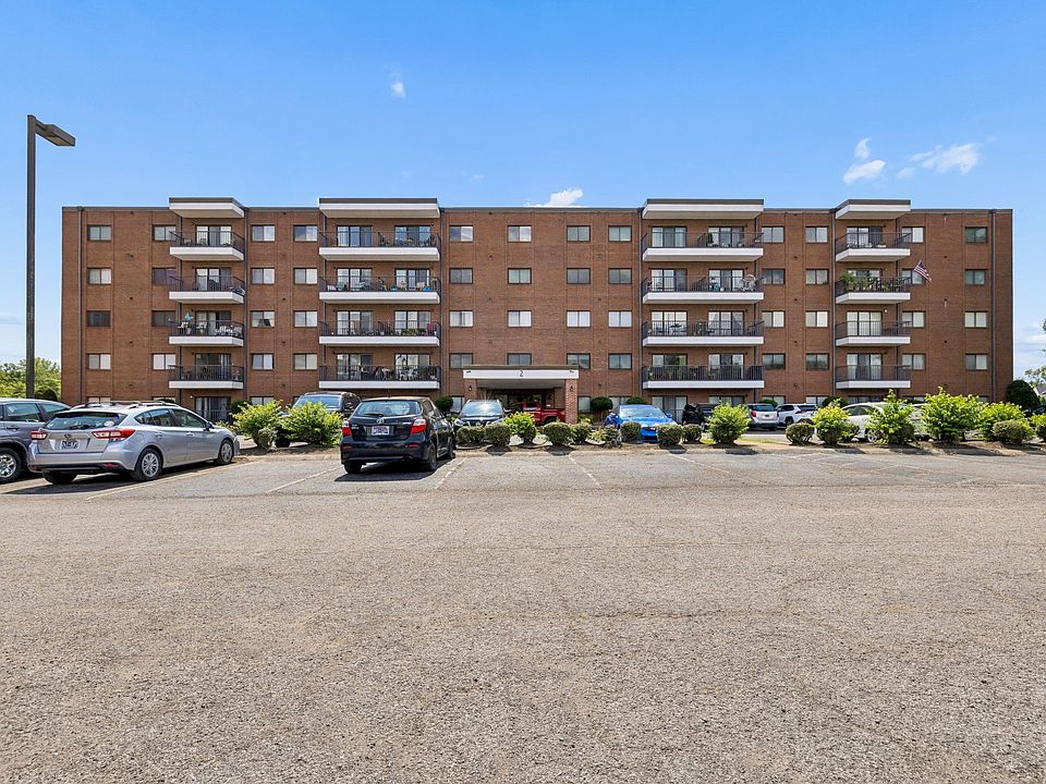 1st image of 200 Sanders Ferry Rd APT 2205