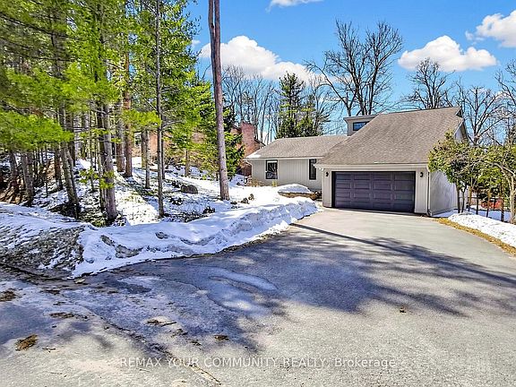 3rd image of 3792 Fairway Rd