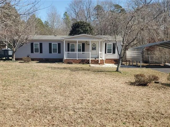 152 Fieldtop Dr, Winston Salem, NC 27107