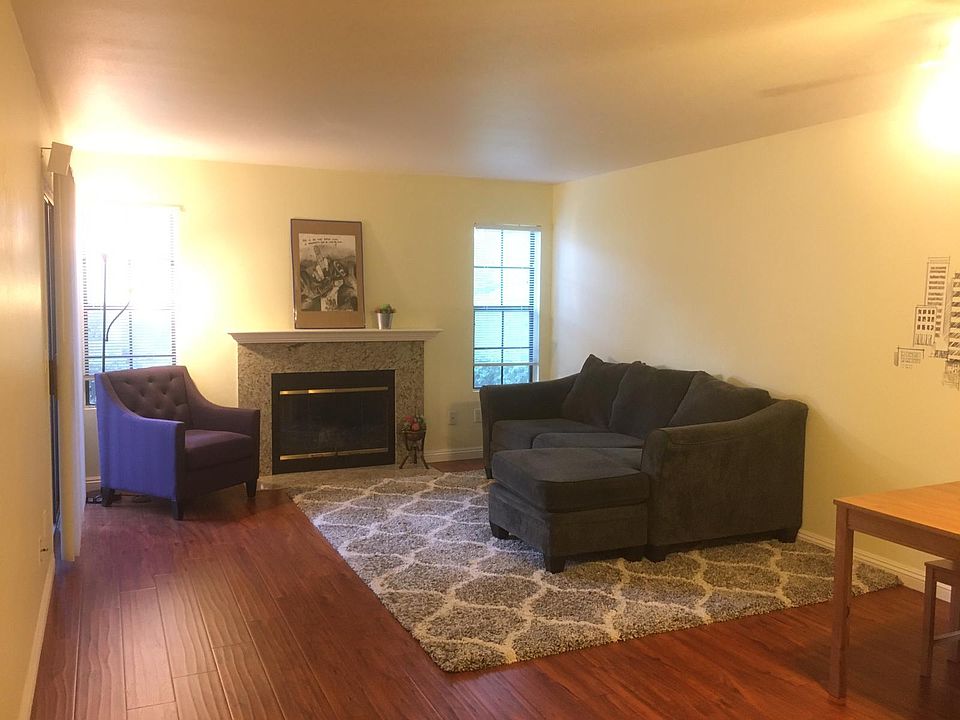 1st image of 15024 Avenida Venusto