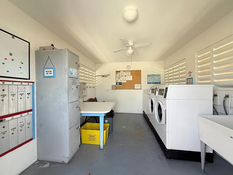 2607 Dudley Dr W #L — Photo 29