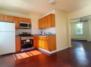 526 Adams St APT 2R, Hoboken, NJ 07030