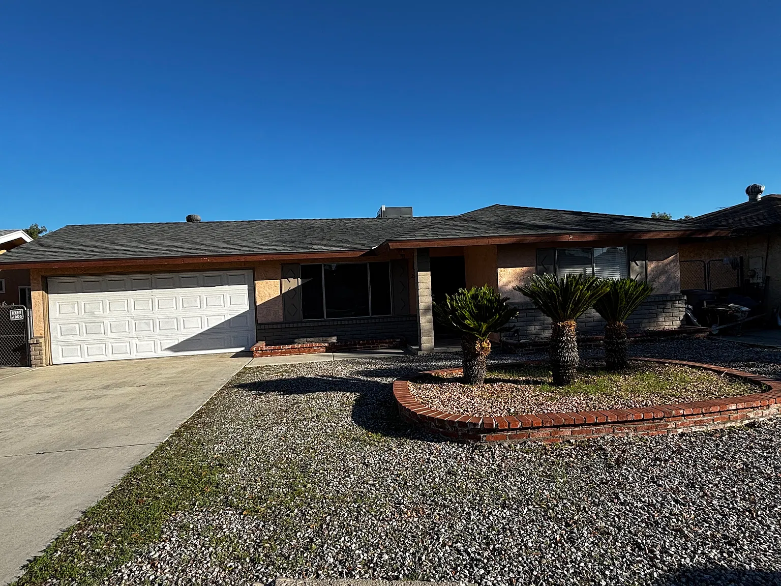 2868 Cindy Ln — Photo 3