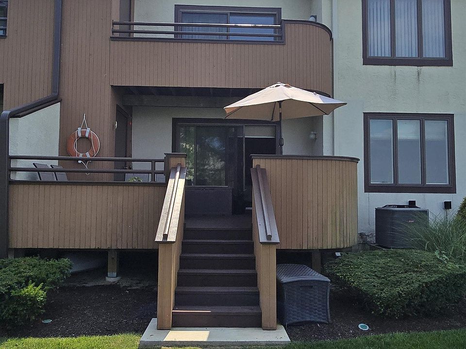 1st image of 108 Wahoo Dr #146