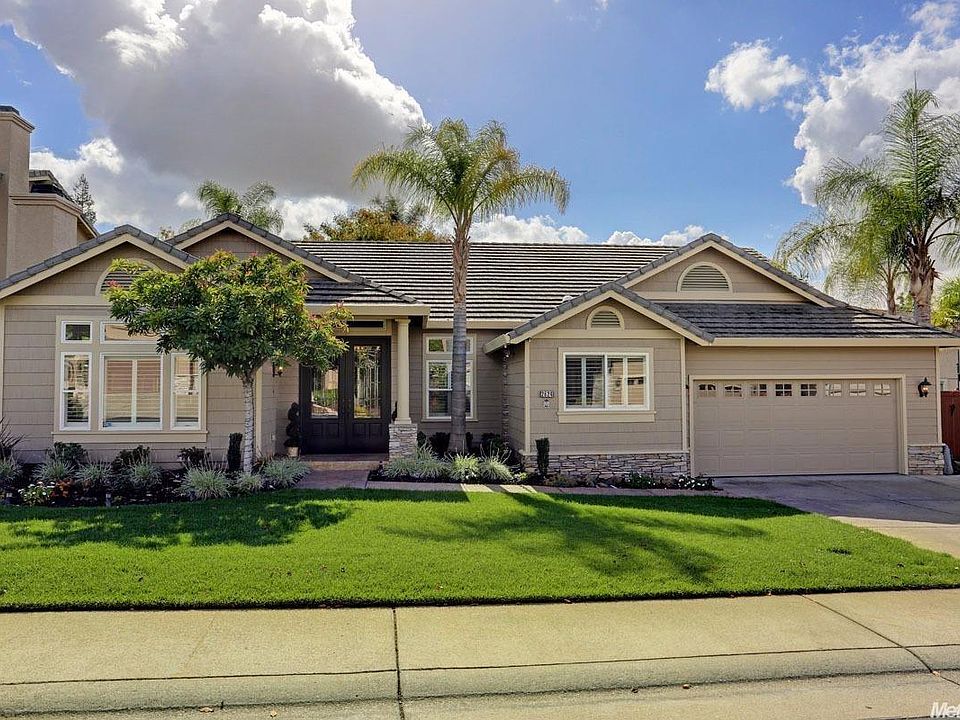 1st image of 2624 Mariella Dr