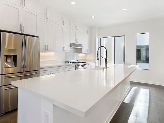 5th image of 63 Ebb Tide Cir