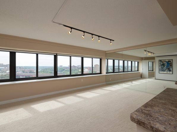 1920 S 1st St APT 1405