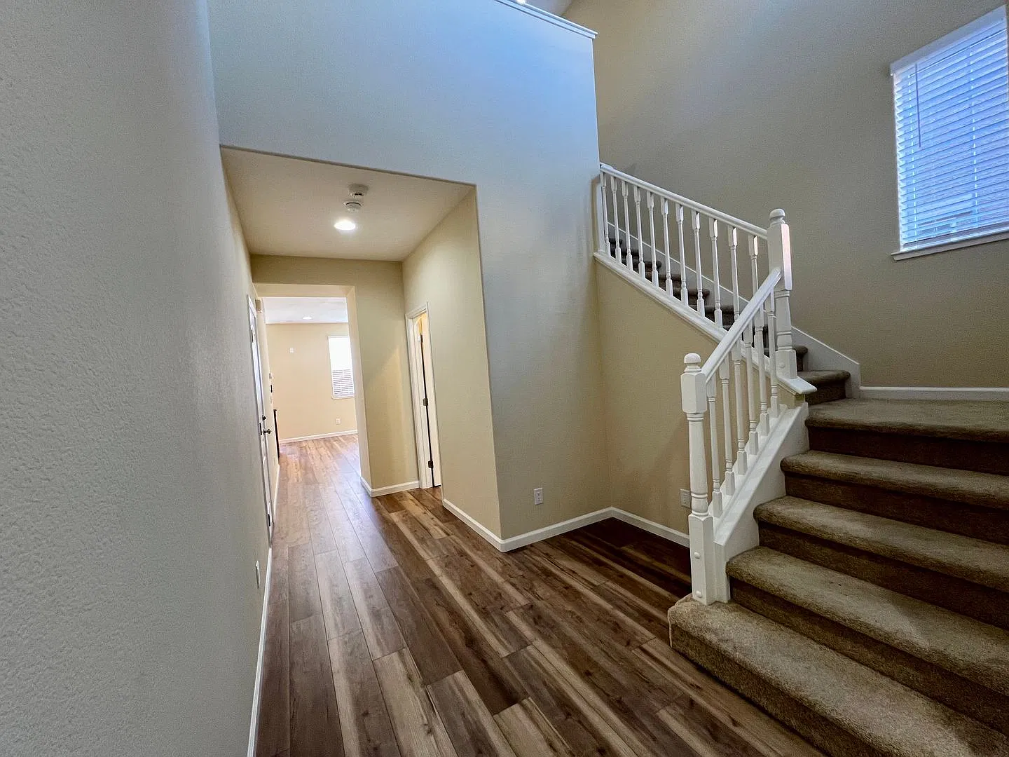 Charming 3 bed/3 bath in North Laguna — Photo 4